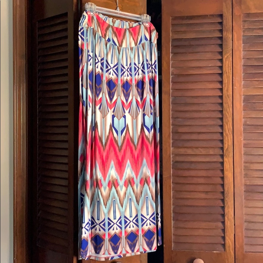 Comfy and soft maxi skirt